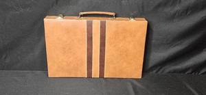 lot 213 image: Vintage Backgammon Set in Faux Leather Case with Accessories