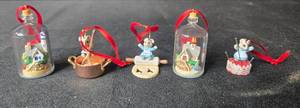 lot 255 image: Set of Miniature Christmas Ornaments with Mice, Animals, and Holiday Scenes