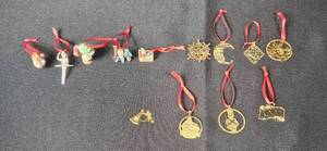 lot 267 image: Set of Vintage Christmas Tree Ornaments Assorted Resin and Brass
