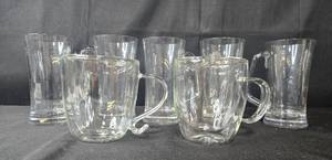 lot 280 image: Set of Clear Glass Mugs and Tumblers