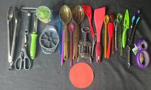 lot 283 image: Large Kitchen Utensil and Gadget Collection with Scissors, Peelers, Spoons, and More