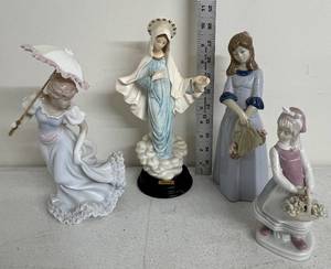 lot 35D image: Lot of 4 Porcelain Figurines Including Nadal and Anri Santini