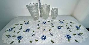 lot 40D image: Set of 3 Decorative Clear Glass Vases with Embroidered Table Runner