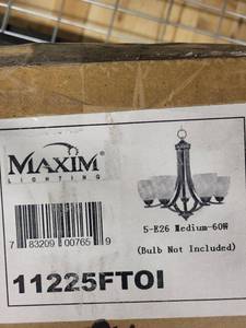 lot 1RC image: Maxim Lighting 11225FTOI 5-Light Chandelier Fixture in Box