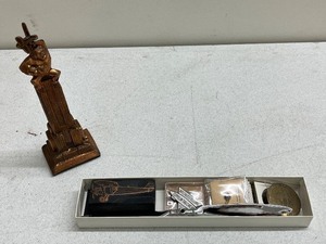 lot 94C image: Aviation and Zeppelin Collectibles Lot with King Kong Empire State Building Statue