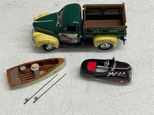 lot 102C image: Vintage Model Set with Fishing Truck, Rowboat, and Roadster