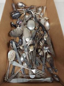lot 13U image: Lot of Vintage Silver-Plated Flatware - Various Brands