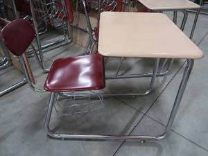 lot 50 image: 4 SLED DESKS