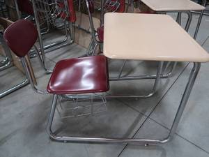 lot 45 image: 4 SLED DESKS