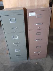lot 23 image: 2 METAL FILE CABINETS