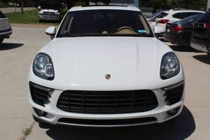 lot 1 image: 2015 Porsche Macan S AWD 4dr SUV