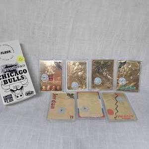 lot 28 image: 1998 Fleer 23Kt Gemstones Chicago Bulls Set (7 Cards)