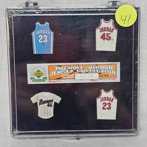lot 41 image: UpperDeck Michael Jordan 4 Pin Set, 872000