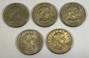 lot 39 image: 1999 P Susan B. Anthony Dollars