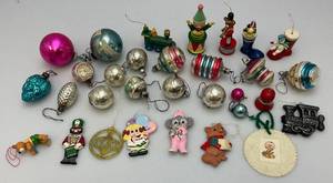 lot 75 image: Misc. Vintage Wooden And Glass Ornaments