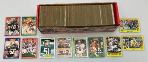 lot 160 image: Unsorted 1970s - 80s Football Cards