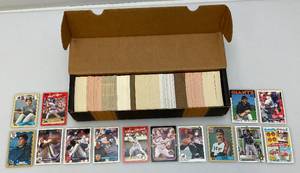 lot 164 image: Unsorted 1980s-90s Baseball Cards