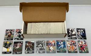 lot 171 image: Unsorted 1997 Upper Deck Football Cards
