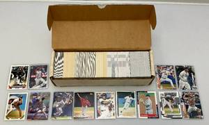 lot 177 image: Misc. Unsorted 1990s - 2000s Baseball Cards