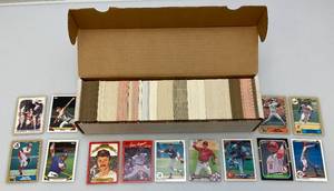 lot 198 image: Misc. Unsorted 1980s & 90s Baseball Cards