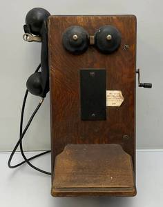 lot 215 image: Vintage Crank Wall Telephone (Crank Still Works) Has Everything Inside