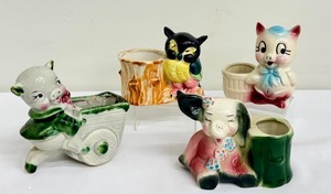 lot 105 image: Collection of 5 Vintage Ceramic Animal Planters