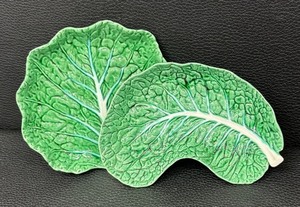 lot 157 image: Pair of Bordallo Pinheiro Majolica Cabbage Leaf Dishes