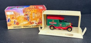 lot 197 image: Matchbox 1929 Morris Light Van Fullers Models of Yesteryear Die-Cast Model