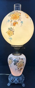 lot 29 image: Vintage Victorian Hand Painted Yellow Rose Gone with the Wind Lamp