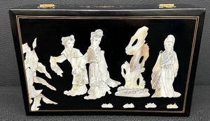 lot 35 image: Black Lacquered Vintage Jewelry Box with Mother of Pearl Inlay and Velvet Lining