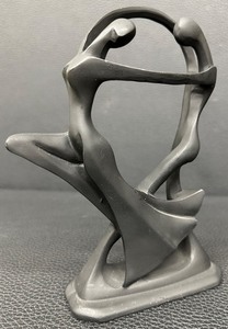 lot 60 image: Abstract Modern Art Resin Sculpture - Dancing Couple