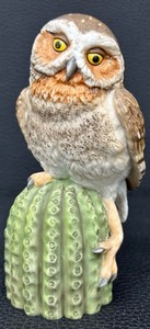 lot 110 image: 1986 Hamilton Collection Elf Owl Figurine by Maruri Majestic Owls of the Night