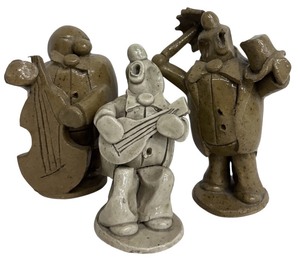 lot 168 image: Set of 3 Ceramic Jazz Musician Figurines by Derr NOLA
