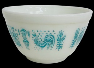 lot 217 image: Vintage Pyrex Milk White Bowl with Blue Rooster Pattern 1.5 Pint