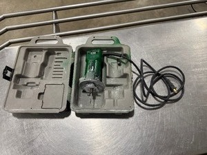 lot 111 image: Porter Cable Cutout Tool. Model 7499. Tested. Works.