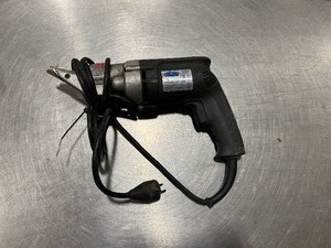 lot 123 image: Kett Power Shear. Model KD-200. Tested. Works.