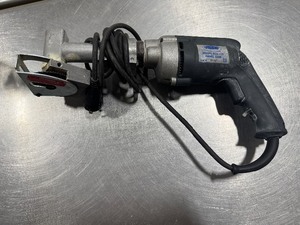 lot 67 image: Kett Panel Saw Model KSV-432. Tested. Works.