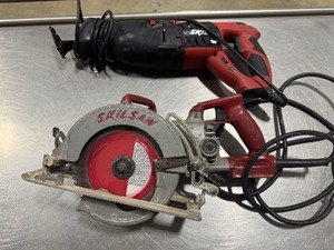 lot 68 image: Sawzall Skill-9225 120V-60HZ HD77M and 714 Worm Drive Saw HD77M Tested. Work.