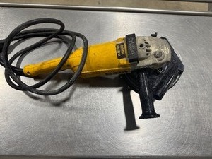 lot 54 image: DeWALT 79 ANGLE SanderGrinder D28494. 6000 RPM.  Tested. Works.