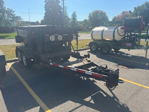 lot 7 image: Asphalt Trailer
