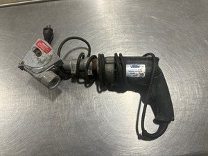 lot 91 image: Kett Panel Saw Model KSV-432. Tested. Works.