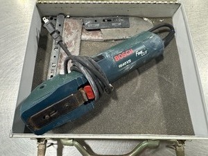 lot 151 image: Bosch Fine Cut Flush Saw 1640VS with Case
