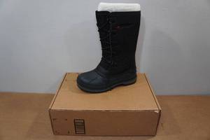 lot 15 image: Baffin Womens Ottawa Boots - Size 7