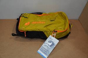lot 22 image: Deuter Alproof Lite 22 Backpack