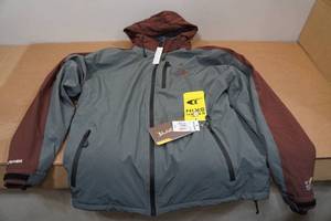 lot 25 image: Blackfish Stormskin Gale Jacket - Small