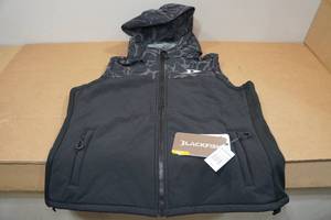 lot 29 image: Blackfish Womens Gale Vest - XL