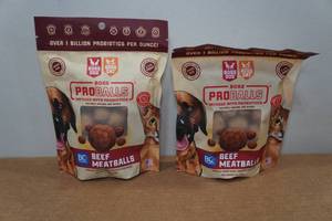 lot 52 image: Boss DogCat Freeze Dried Treats - Beef Meatballs