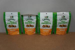 lot 54 image: 4 Greenies Pill Pocket Chicken Flavored Pet Treats