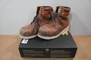 lot 69 image: Irish Setter Wingshooter St Mens 6 Work Boots Style 83632 - Size 11
