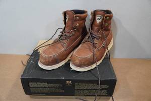 lot 77 image: Irish Setter Wingshooter St Mens 6 Work Boots Style 83620- Size 10